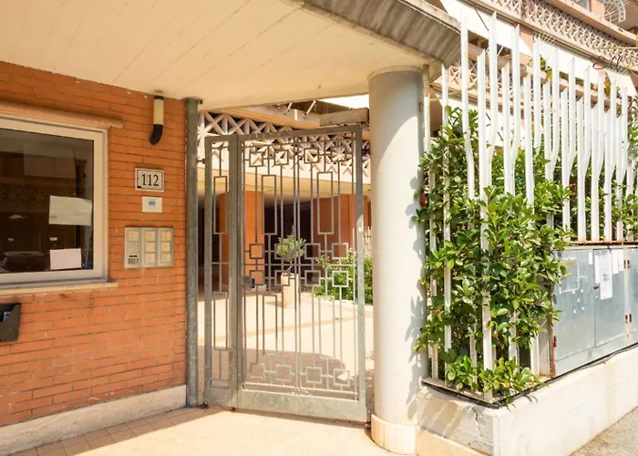 Eur Crystal Garden - Loft Moderno Con Terrazza Privata E Box Auto Apartmán *