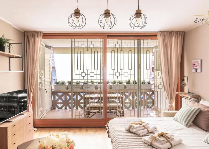 Apartmán Eur Crystal Garden - Loft Moderno Con Terrazza Privata E Box Auto